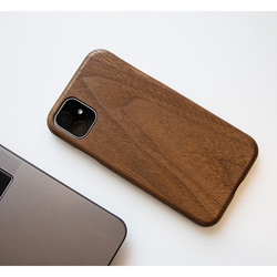 受注生産 職人手作り iPhoneケース 木製ケース 天然木 木目調 ウッドケース 無垢材 高級 大人 木工 エコ 2枚目の画像