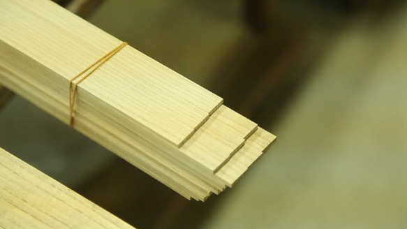 受注生産 職人手作り iPhoneケース 木製ケース 天然木 木目調 ウッドケース 無垢材 高級 大人 木工 エコ 木目 4枚目の画像