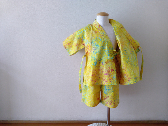 【現品限り】子供甚平　moda fabric  バティック黄色　100サイズ 4枚目の画像
