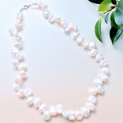 14kgf gold pearl バロックパール 真珠（ネックレス）ホワイト 1枚目の画像