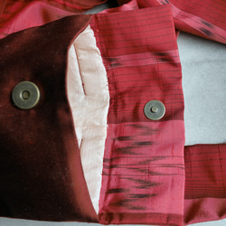 米沢琉球紬と繻子のポシェット（受注生産）-草木染着物地（古布）から 5枚目の画像