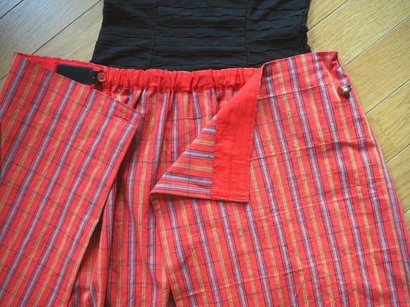 ビビッドな格子のラップスカート【受注制作】-綿着物（古布）から 4枚目の画像