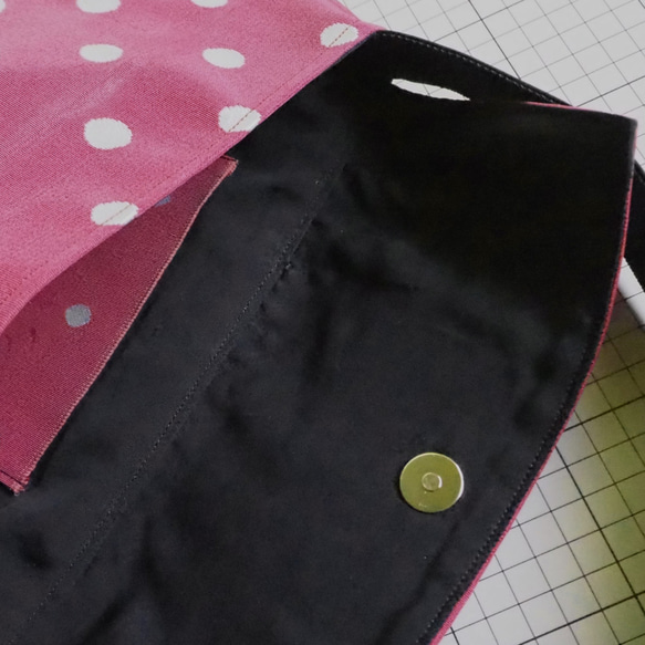 ボルドーに銀の水玉模様のハンドバッグシンプルタイプ【受注制作】-単衣帯（古布）から 5枚目の画像