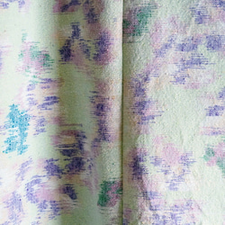 ペパーミントグリーンにラベンダー色の絣のハーフコート-未仕立ての紬の反物から 5枚目の画像
