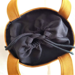 ジンジャーオレンジ帆布バケツ型トートバッグ・ポケット・巾着付き 5枚目の画像