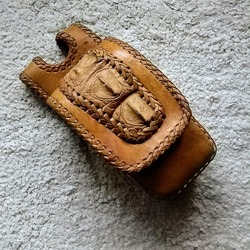 【受注制作】牛革&ワニ皮･ライトブラウンの小さいケース 1枚目の画像
