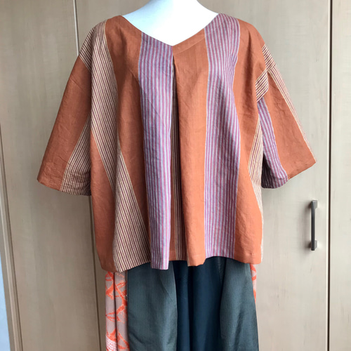 古布リメイク2種類の風呂敷で作ったブラウス