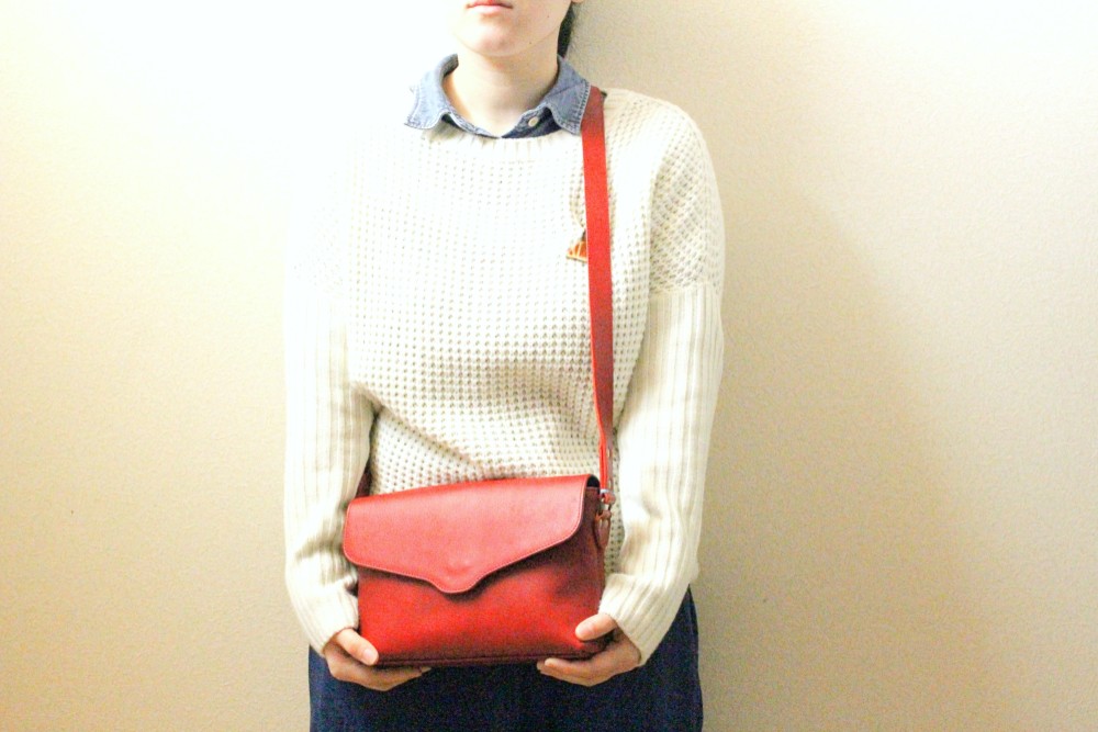 #203 シンプルなレザーのかぶせ付きミニショルダーバッグ(RED×CBL×SBL)