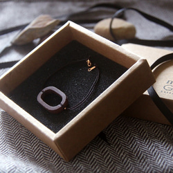 《Material Game》菠蘿巧克力特調 • 手工水泥橡皮圈手環(14k玫瑰包金吊飾)・For Her 第6張的照片