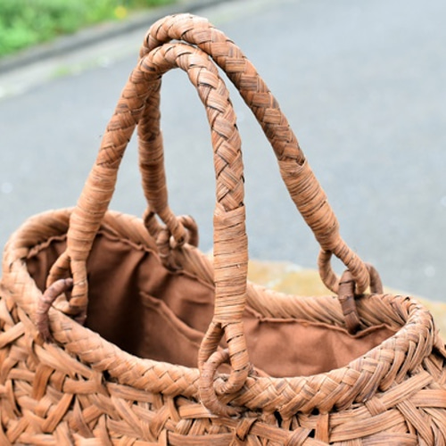 六角花束嵌入 乱れ編み 山葡萄 かごバッグ 籠 中布と内ポケット付き