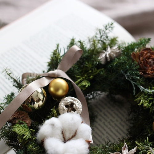 ミニクリスマスリース（Mサイズ） プリザーブドフラワー petit