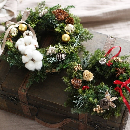 ミニクリスマスリース（Mサイズ） プリザーブドフラワー petit