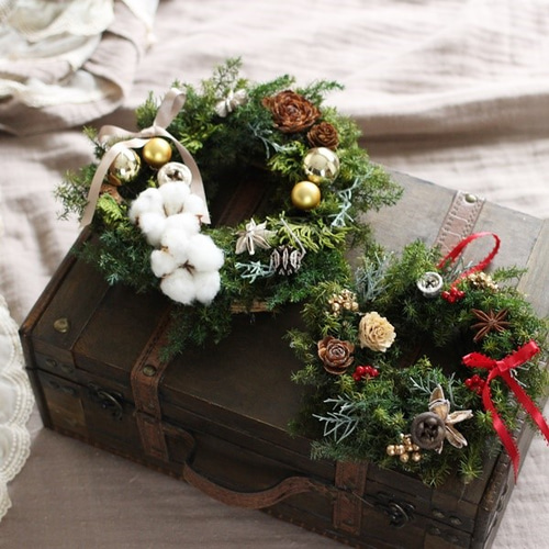 ミニクリスマスリース（Mサイズ） プリザーブドフラワー petit