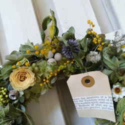 黄バラとミモザのgarden wreath 4枚目の画像