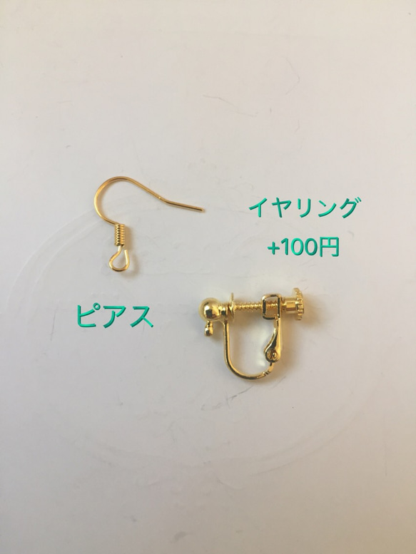 フラワータッセル《スモーキーピンク》のフープピアス/イヤリング 5枚目の画像