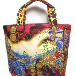 切り絵作家嬢SouMaがデザインしたミニトートバッグ。 1枚目の画像
