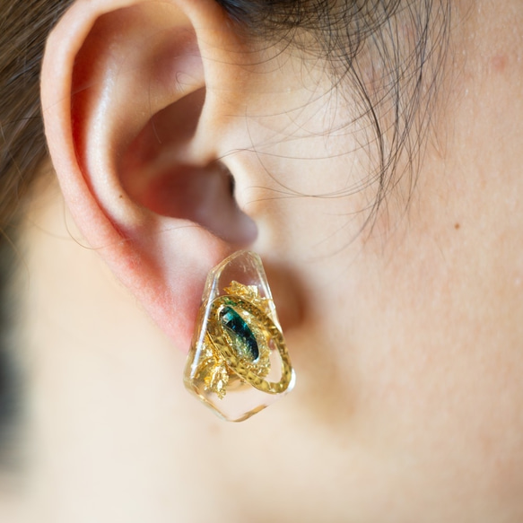 【受注制作】【creema メルマガ掲載作品】colorful carat earring No.2 3枚目の画像