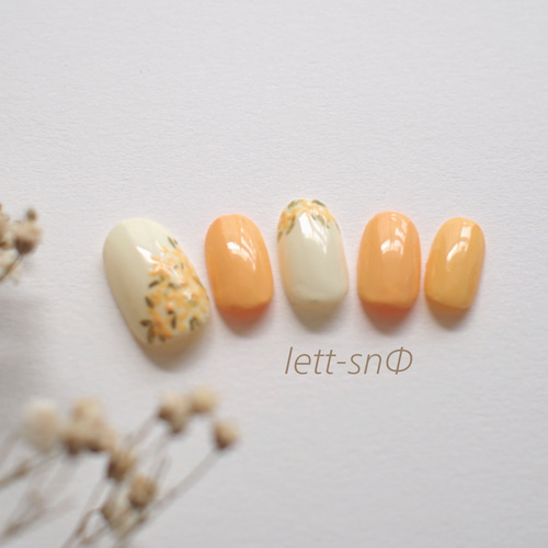 ネイルチップ❤️ 金木犀のネイルチップ＊ ネイルチップ（つけ爪） LETT＊SNФ 通販