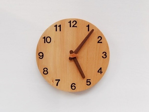 直径20cm 掛け時計 ﾌﾞﾅ【1536】 1枚目の画像