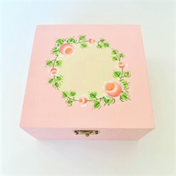 Creema限定　木製　ピンクバラの小箱　トールペイント 1枚目の画像