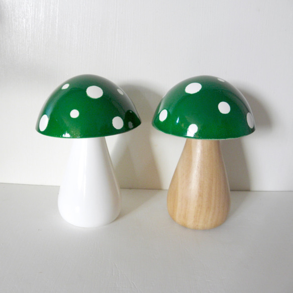 Trippy Toadstool 木のキノコ - 白の柄 + 緑色の傘 3枚目の画像