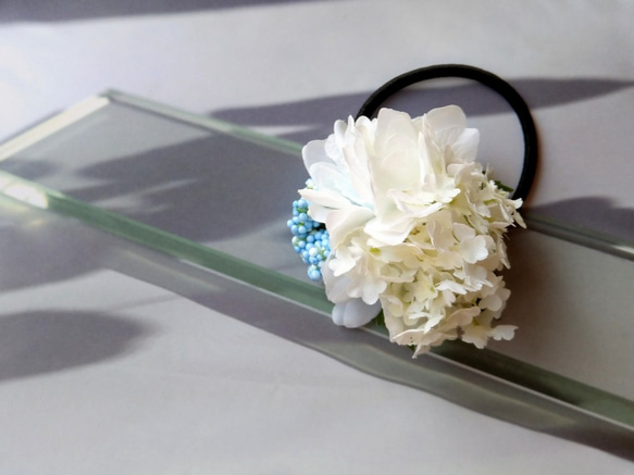 夏の白花ヘアアクセサリー/ヘアゴム　シルバー 6枚目の画像