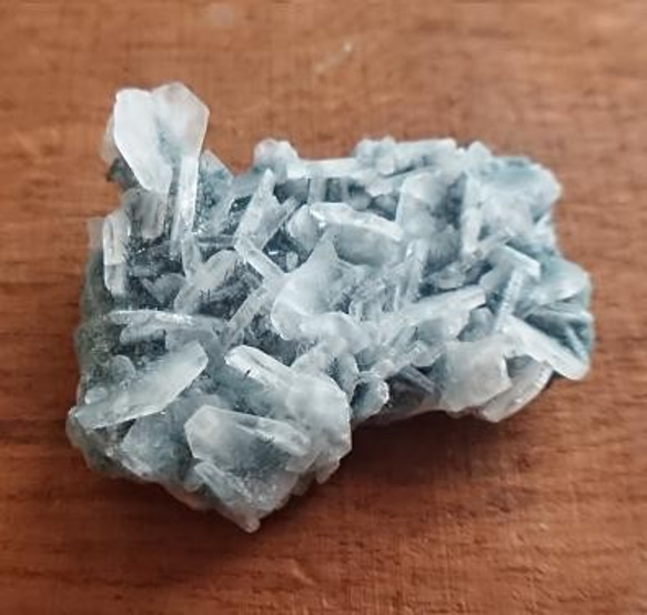 アルカリベリル ボロビエバイト 43ct ☆206 天然石 べるふぇ