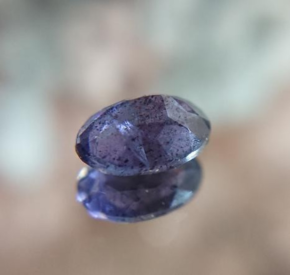 アイオライトサンストーン 0.64ct ☆986 勝手に偽物扱いして嘘言いふらす嘘だらけの高額転売屋 その1アウイナイト 