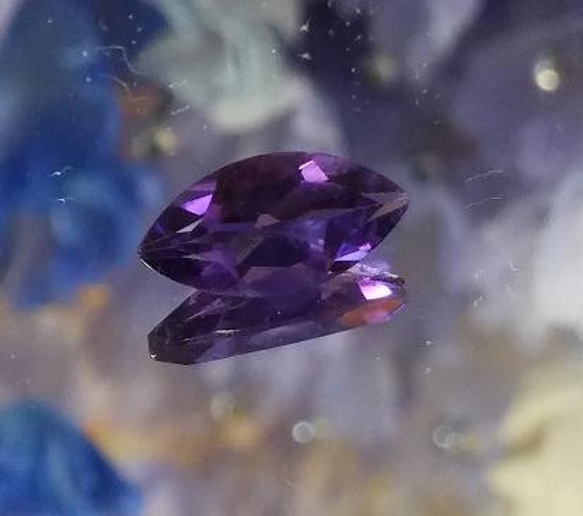 アメジスト　　カラーチェンジ　　紫水晶　ルース 1枚目の画像