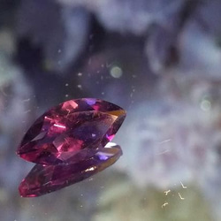 アメジスト　　カラーチェンジ　　紫水晶　ルース 2枚目の画像