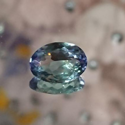 タンザナイト　1.04ｃｔ　天然石　非加熱 ルース　宝石 1枚目の画像