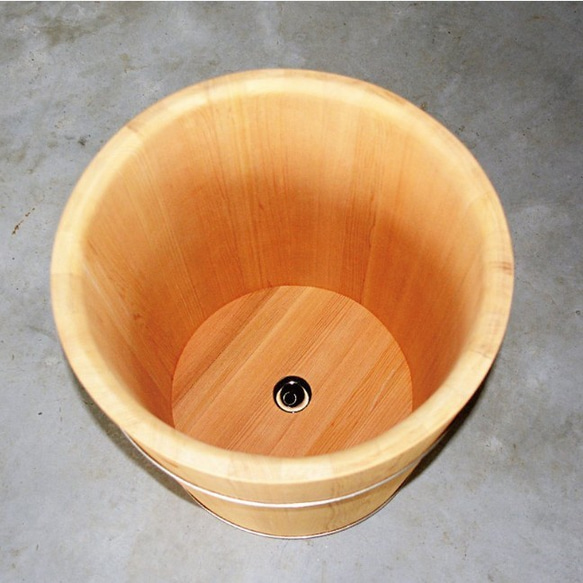 檜木原木泡腳桶 1尺9高 (可客製化訂做) 第2張的照片