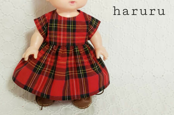 半袖ワンピース　タータンチェック　26cmサイズ　ソランちゃん　レミンちゃん　着せ替え　人形　ドールウェア　服 2枚目の画像