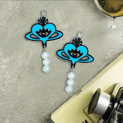 mikiwuu (ミキウー）☆　送料無料! Cosmic dreamer earrings　ピアス　キラキラ　ハンドメイ 1枚目の画像