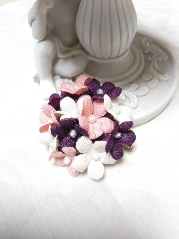麻布花　かわいい花コサージュ　　桜色　きなり 紫 2枚目の画像