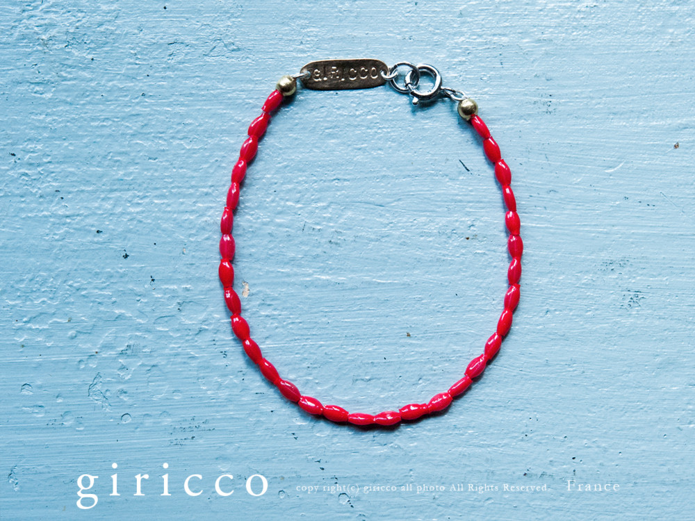 フランスの珍しい艶のあるキレイな赤のスフレガラスのブレスレット（TJ10911）