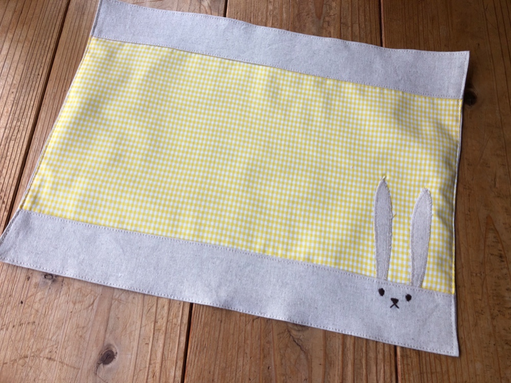 カル／ランチョンマット　コップ袋　うさぎさん　ハンドメイド カル／ランチョンマット　コップ袋　うさぎさん　ハンドメイド