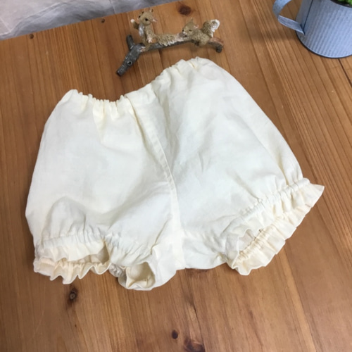 女児　パンチラ 