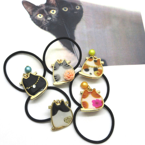 オーダー・受注製作】にゃんこフェイス 猫・ネコの顔のヘアゴム オーダー・受注製作】にゃんこフェイス 猫・ネコの顔のヘアゴム