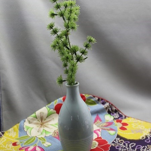 徳利を花器に見立ててみましょう＊ 一輪挿し・花瓶・花器