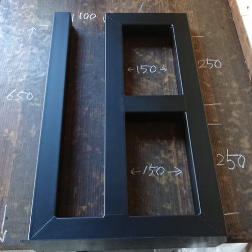 マットブラックでアイアンな極太鉄脚♪ 50×400×650mm 1日型 2脚ver  