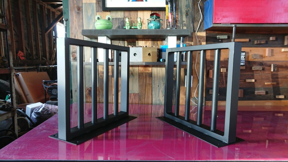 マットブラックでアイアンな極細鉄脚♪ 40×400×350ｍｍ 格子型 2脚ver. リビング・ローテーブル