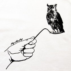送料無料【SALE】Spoon Bending with an Owl / Women's White 2枚目の画像