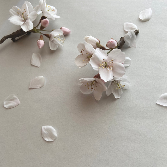 染め花　桜のコサージュ 5枚目の画像