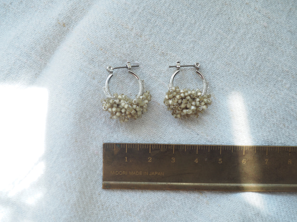 リース （satingold）S イヤリング＊受注制作 2枚目の画像