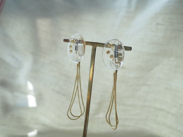 クリア×スネークチェーン イヤリング＊ 3枚目の画像