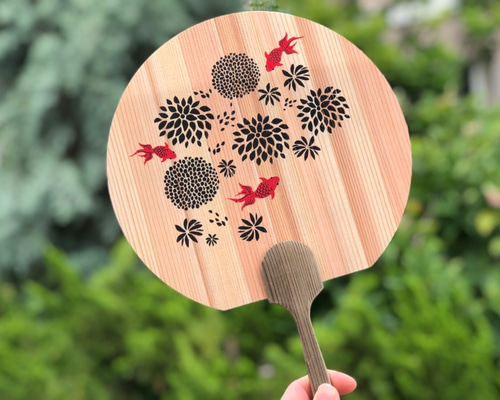 うちわ 受け付け中！ 名入れ オリジナルうちわ (レギュラーサイズ) | ノベルティ制作なら