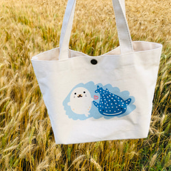 ジンベエサメ と アザラシ の エコバッグ (Mサイズ) エコバッグ・サブ