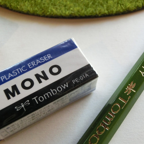 魚】t ～ 革の消しゴムカバー( 消しゴム付き) ☆ 革 革小物 レザー