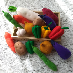 フェルトの野菜1本からオーダーできます おもちゃ・人形 めぐbon
